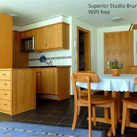 ツェルマット アパートメンツ *